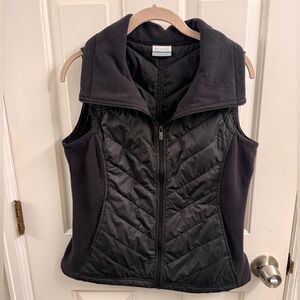 Columbia Black Vest with Fleece Lining